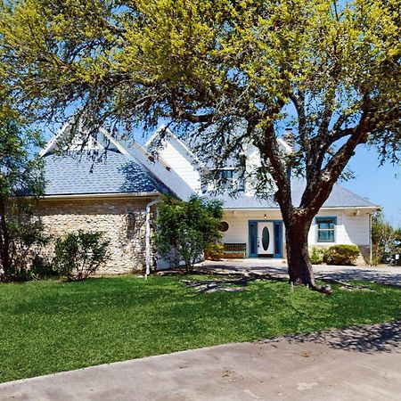 Maverick Mountaintop Retreat Canyon Lake Bagian luar foto
