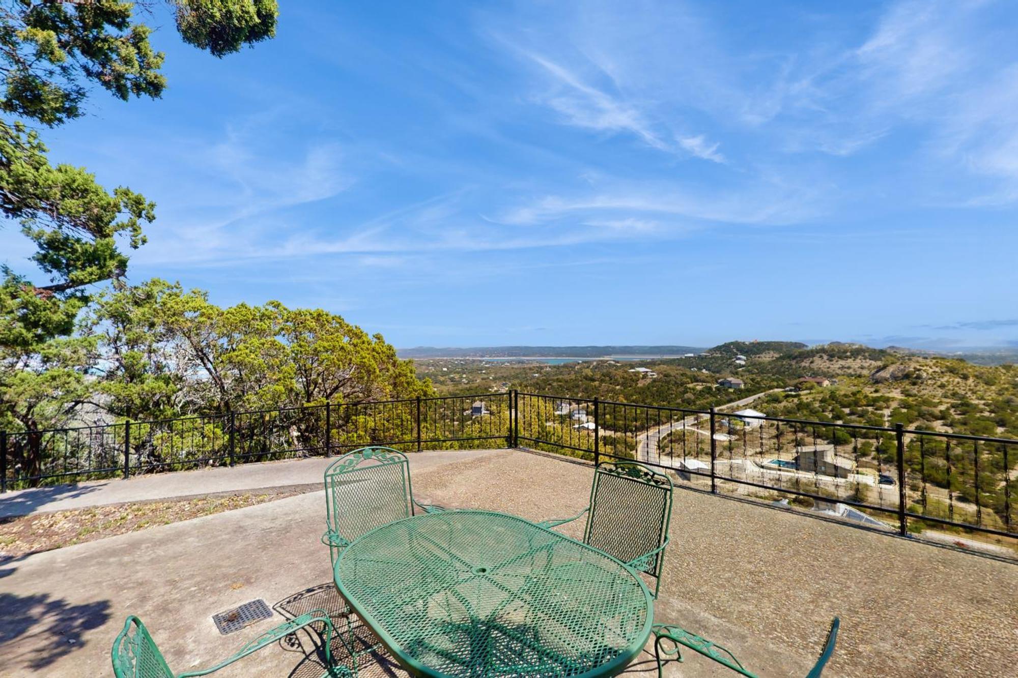 Maverick Mountaintop Retreat Canyon Lake Bagian luar foto