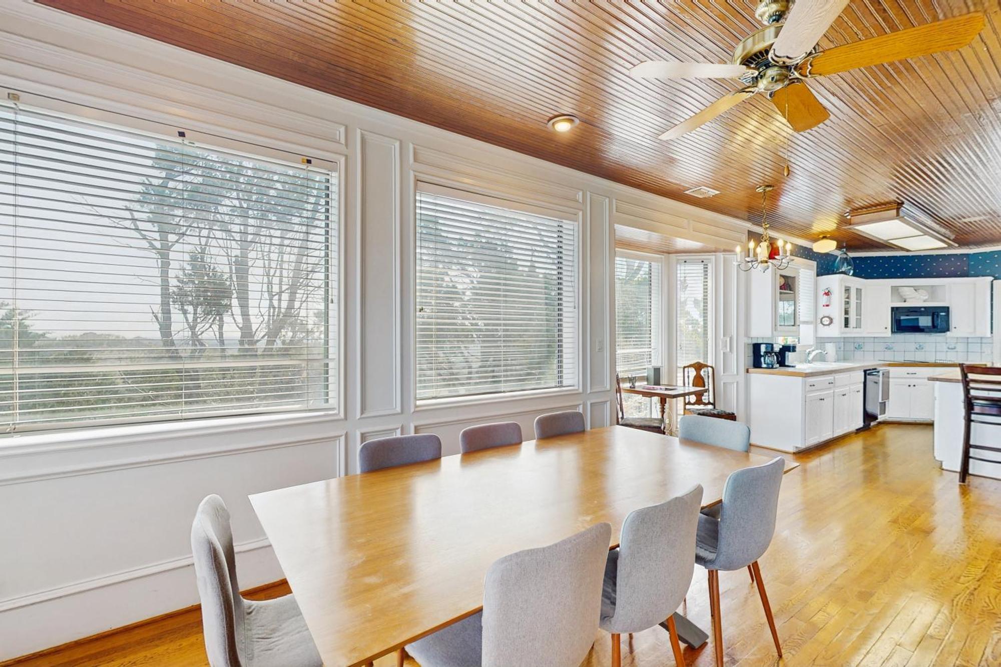 Maverick Mountaintop Retreat Canyon Lake Bagian luar foto